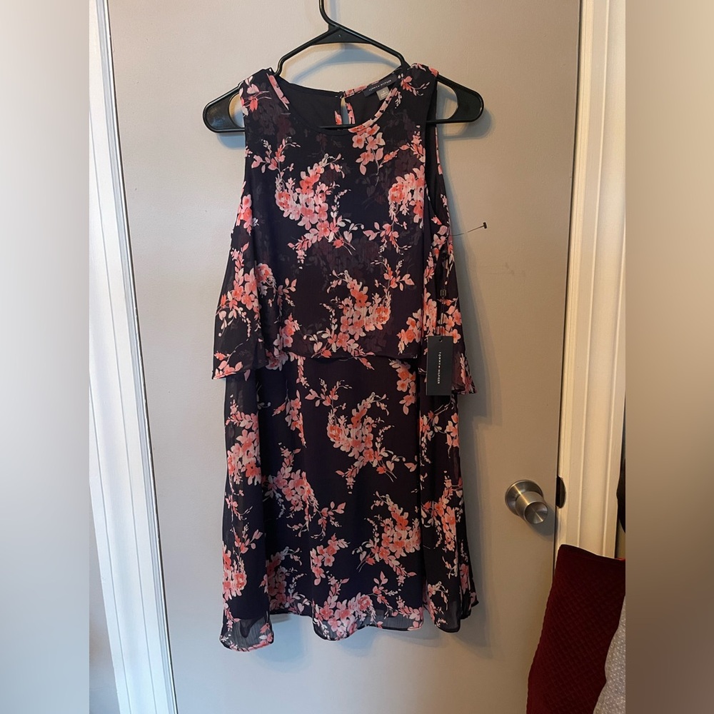 SALE Tommy Hilfiger dress size 4. New with tag